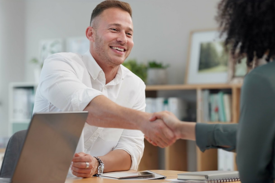 Broker and Client shaking hands over Home Loan Pre-Approval